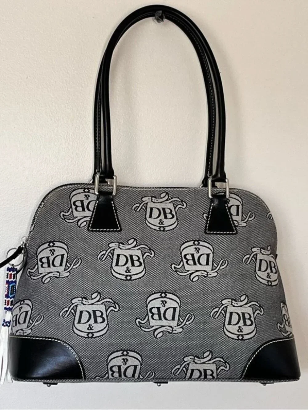 Dooney & Bourke Signature Donegal Crest LogoBlack Domed Satchel Purse Hand Bag